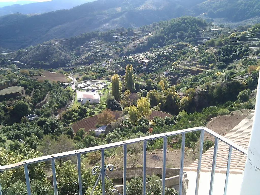 La Muralla Yunquera
